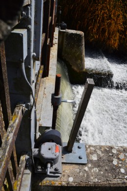 Close-up of the obsolete sluice gate motor drives